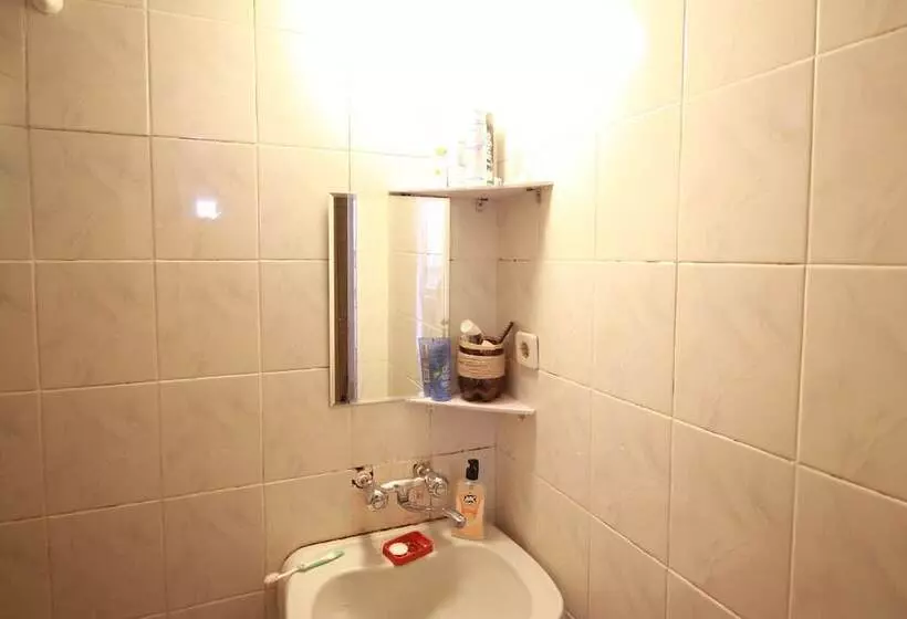 Sheni Hostel
