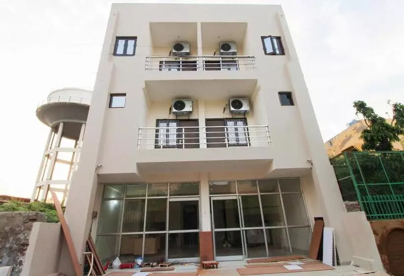 Hotelli Krishna Cottage, Vrindavan