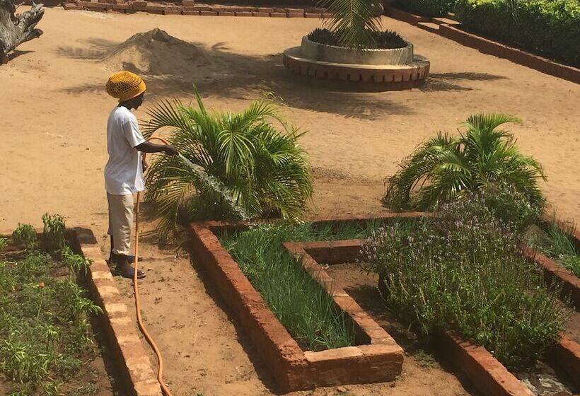 فندق La Maison Bleue Lome