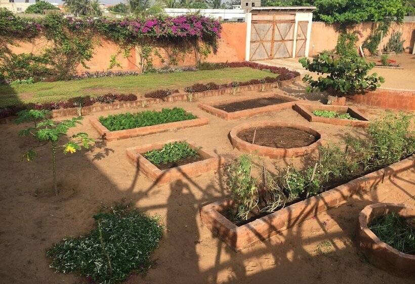 فندق La Maison Bleue Lome