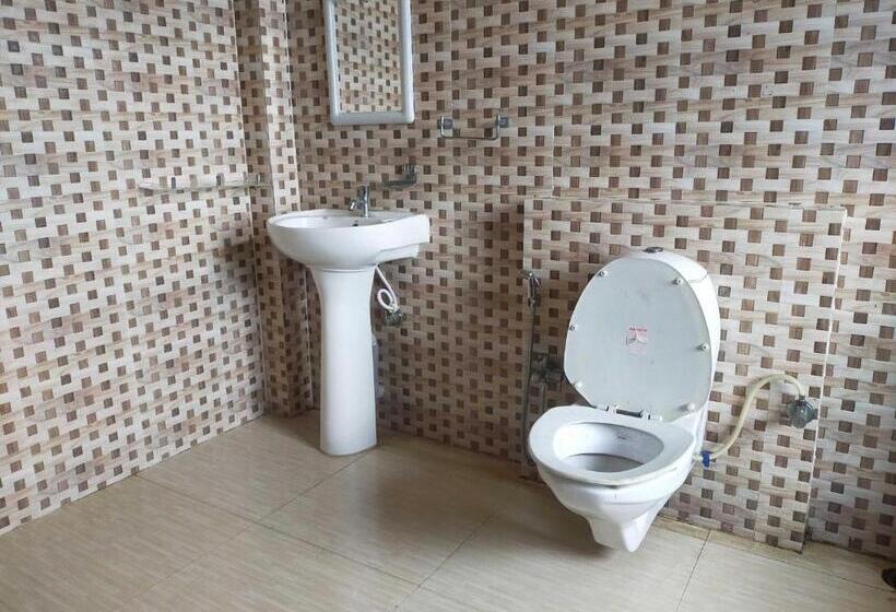 Hotel Oyo Jatas Villa 1