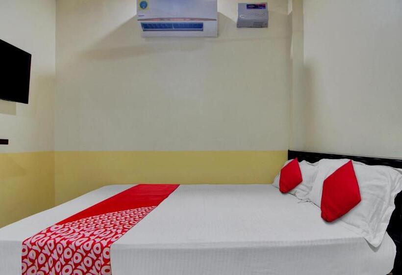 ホテル Vinit Lodging