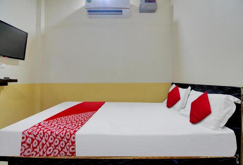 ホテル Vinit Lodging