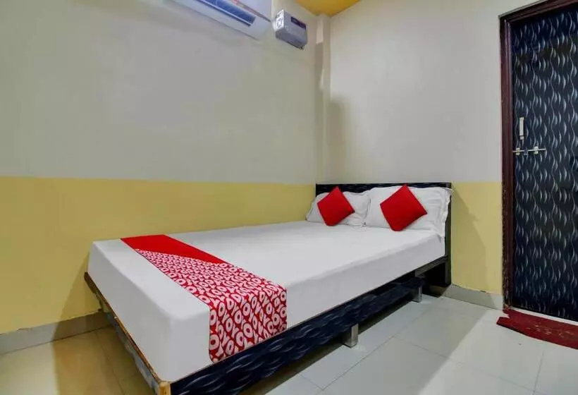 ホテル Vinit Lodging