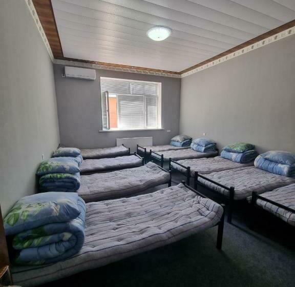 هاستل хостел наманган хонсарой травел