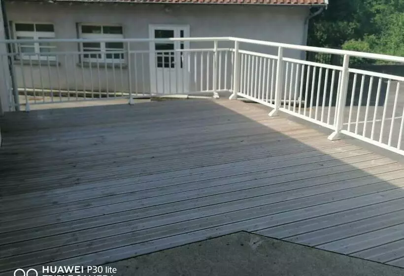 Retkeilymaja Gite D Etape De Chirac