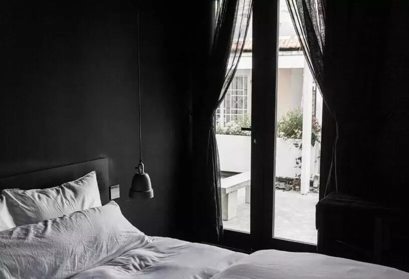 هتل Senso House