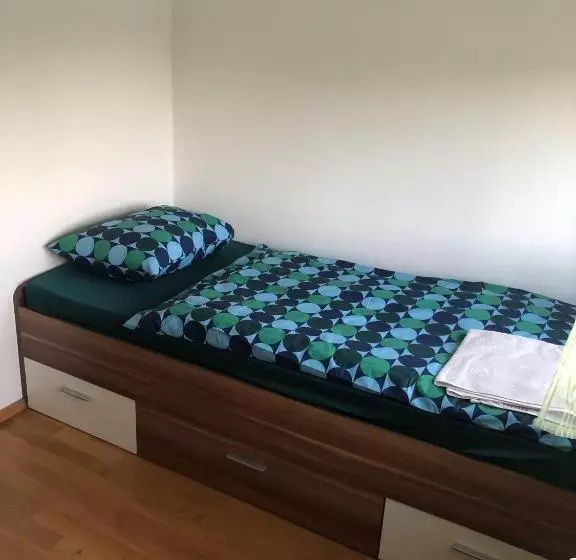 پانسیون Prenočišča Kovač