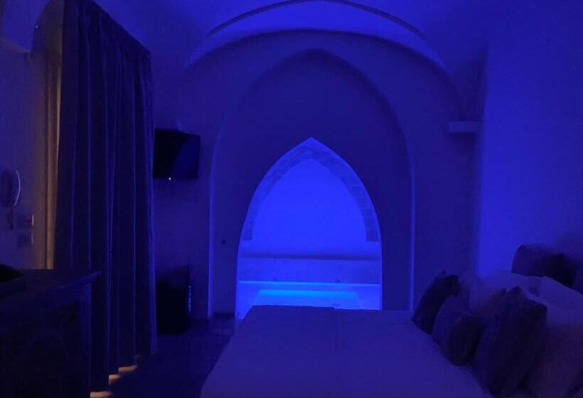 Panzió Zahra Superior Suite With Private Pool