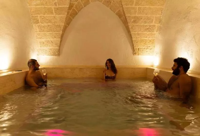 Majatalo Zahra Superior Suite With Private Pool