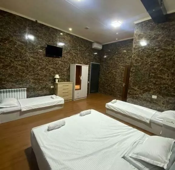 Assa Hostel