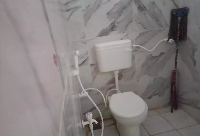 Hotelli Dwarka Bungalow 1 Only Family