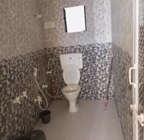 Hotelli Dwarka Bungalow 1 Only Family