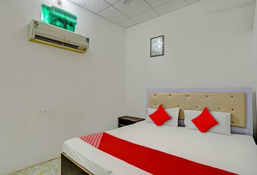 Hotel Oyo Flagship Vijay Laxmi