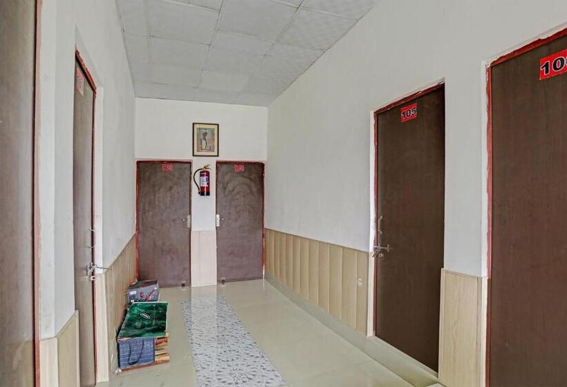 Hotel Oyo Flagship Vijay Laxmi