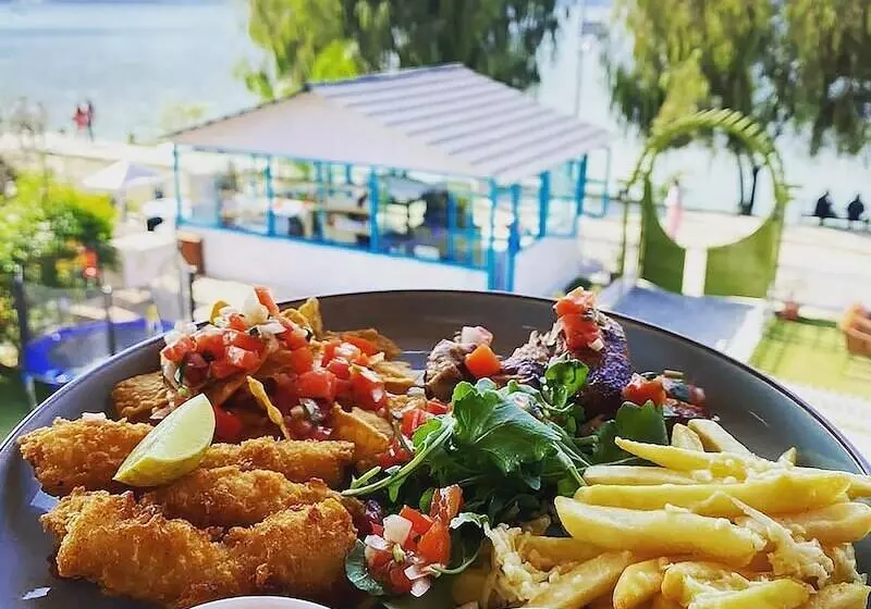 Majestic Lake Front Hotel & Suites