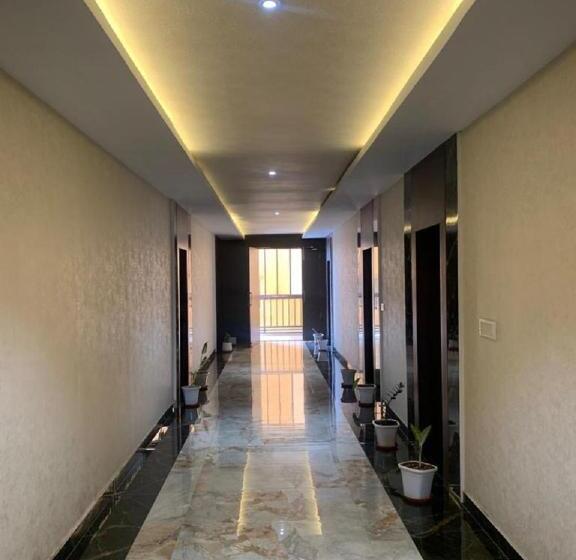 Purple  Hotels & Resorts