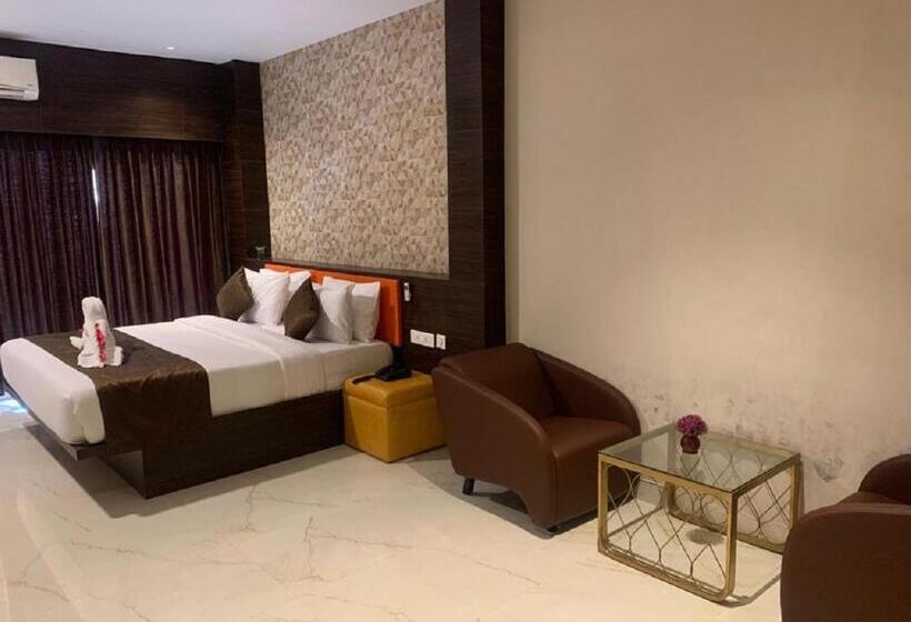 Purple  Hotels & Resorts