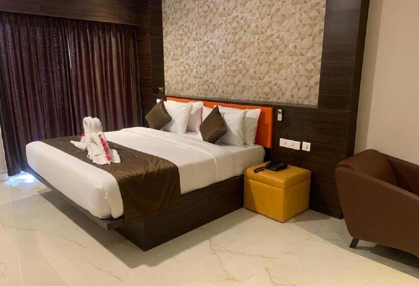 Purple  Hotels & Resorts