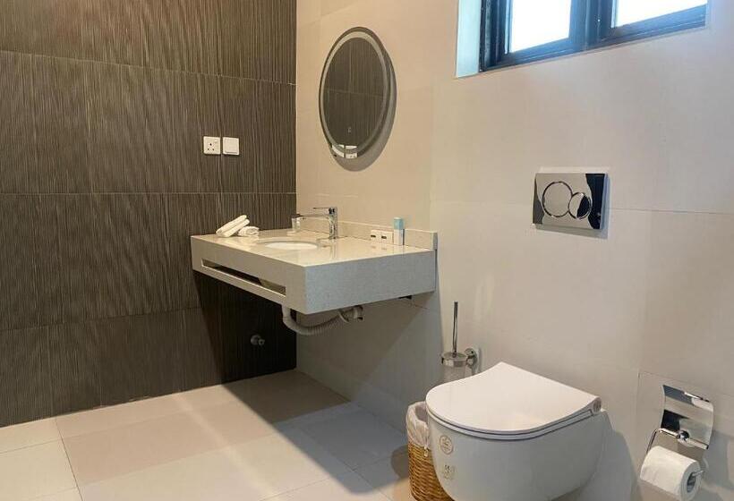 ホテル Breezes Beach Resort