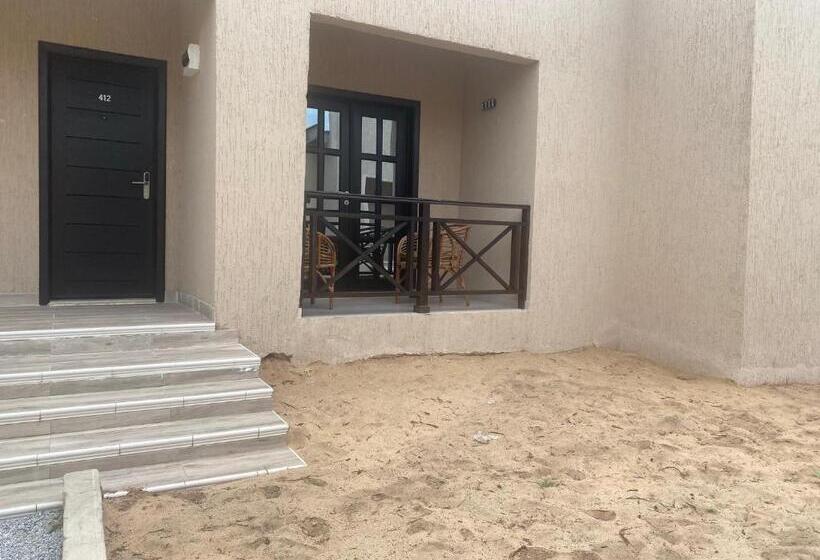 ホテル Breezes Beach Resort