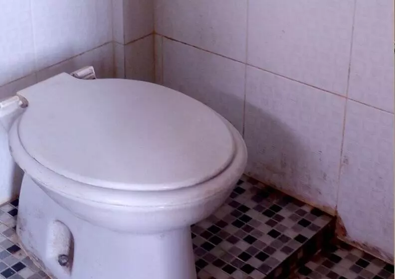 ホテル Oyo 92632 Kost Pondok Kito