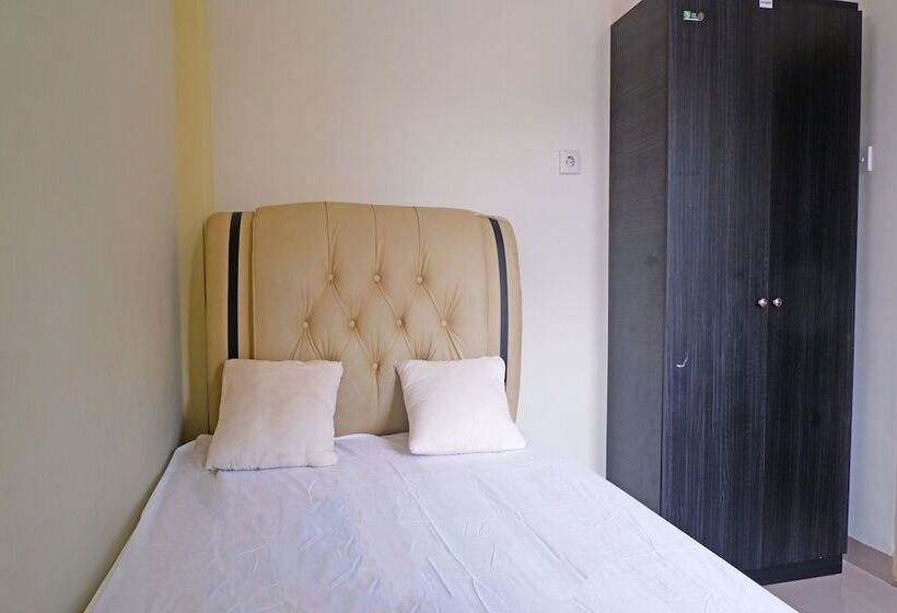 Szálloda Oyo 92632 Kost Pondok Kito