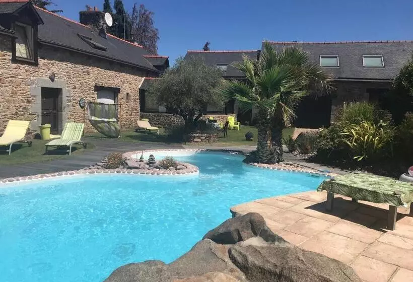 Aamiaismajoitus (B&B) Chambres D'hotes L'atipic