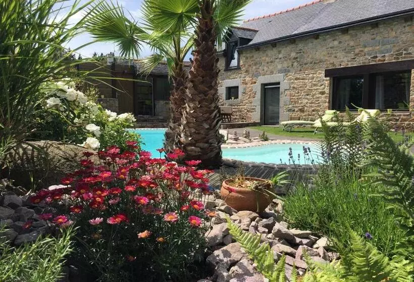 Aamiaismajoitus (B&B) Chambres D'hotes L'atipic