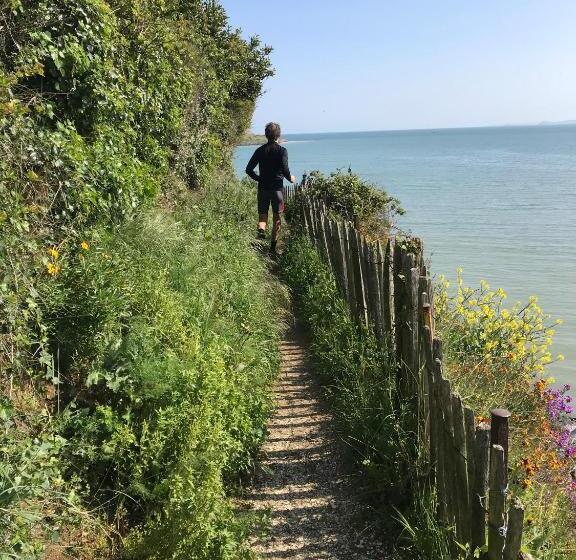 مبيت وإفطار Chambres D'hotes L'atipic