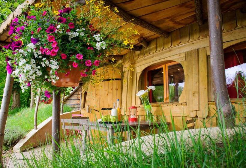 تختخواب و صبحانه Le Coeur De La Foret