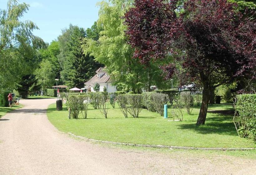 تختخواب و صبحانه Le Coeur De La Foret