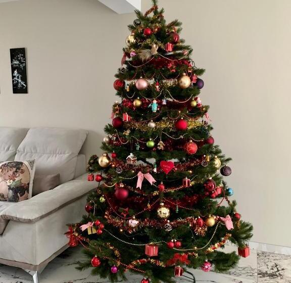 تختخواب و صبحانه Les Suites Champenoises