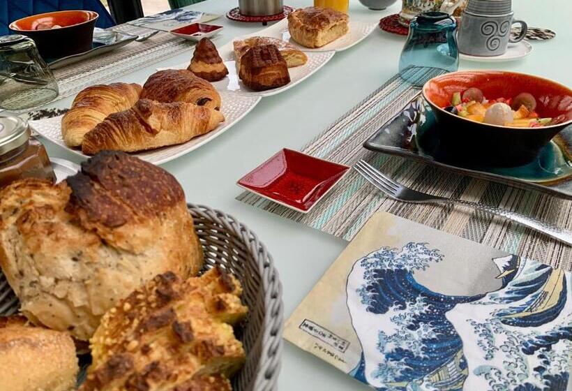 تختخواب و صبحانه Les Suites Champenoises