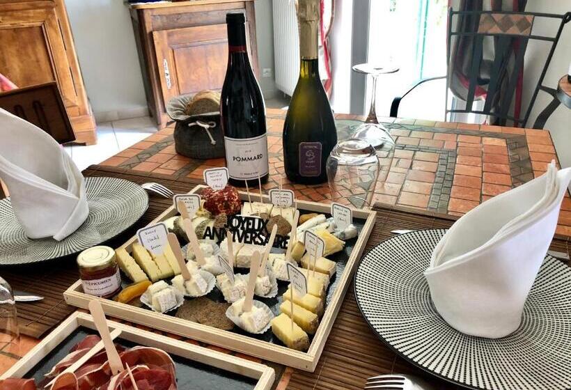 تختخواب و صبحانه Les Suites Champenoises