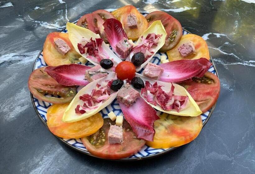 تختخواب و صبحانه Les Suites Champenoises