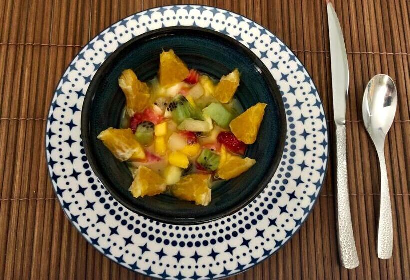 تختخواب و صبحانه Les Suites Champenoises