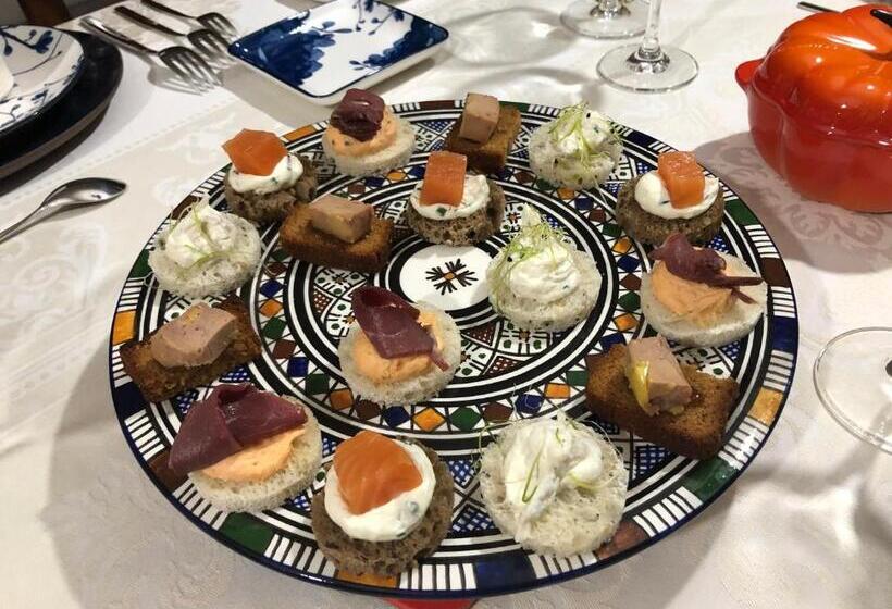 تختخواب و صبحانه Les Suites Champenoises