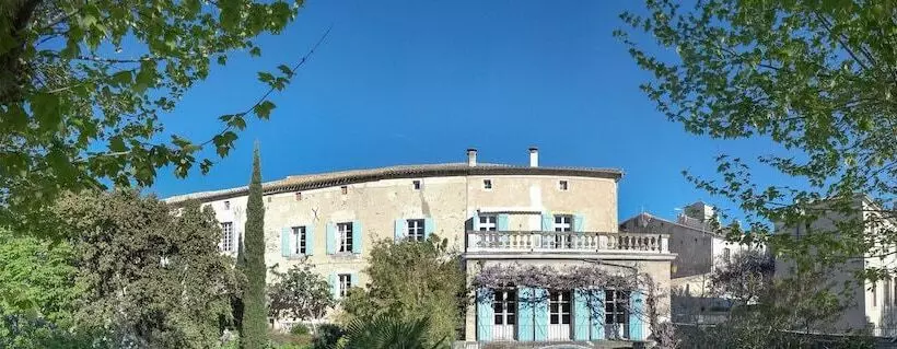 تختخواب و صبحانه Maison De Mallast
