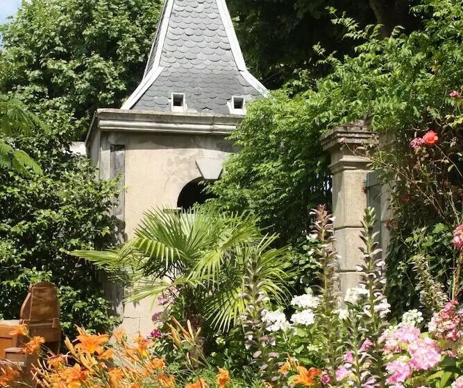 تختخواب و صبحانه Maison De Mallast