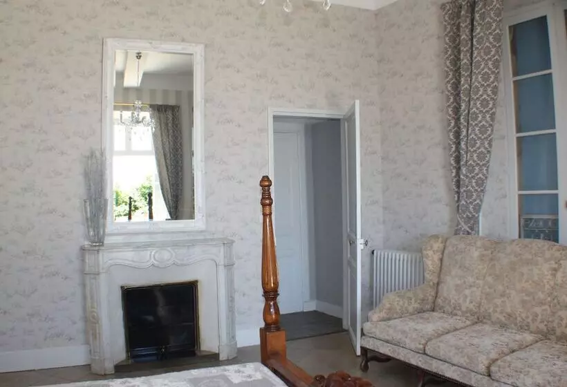 تختخواب و صبحانه Maison De Mallast