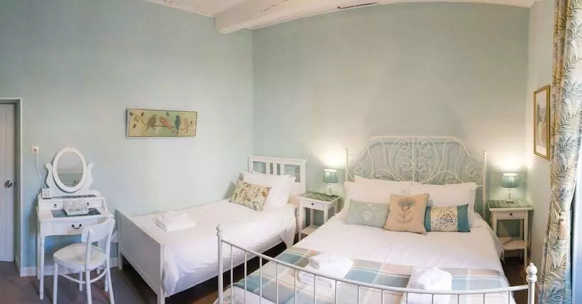 تختخواب و صبحانه Maison De Mallast