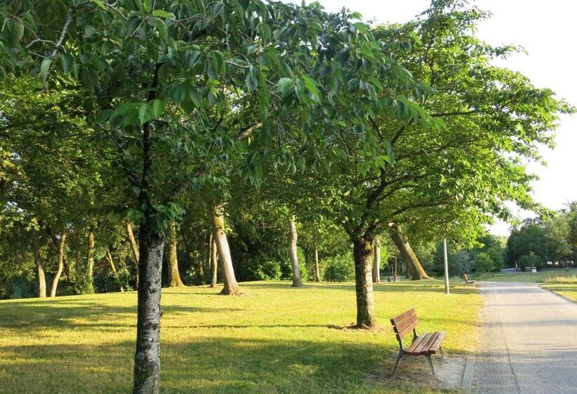 تختخواب و صبحانه Villa Verde La Rochelle