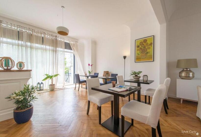 تختخواب و صبحانه Villa Verde La Rochelle