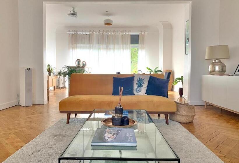 تختخواب و صبحانه Villa Verde La Rochelle