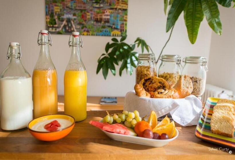 تختخواب و صبحانه Villa Verde La Rochelle