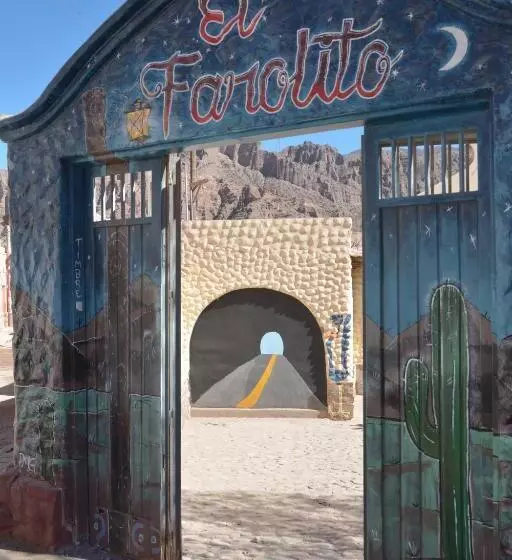 El Farolito Hostel