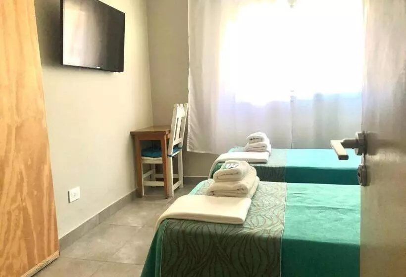 ホテル Berlin Pinamar