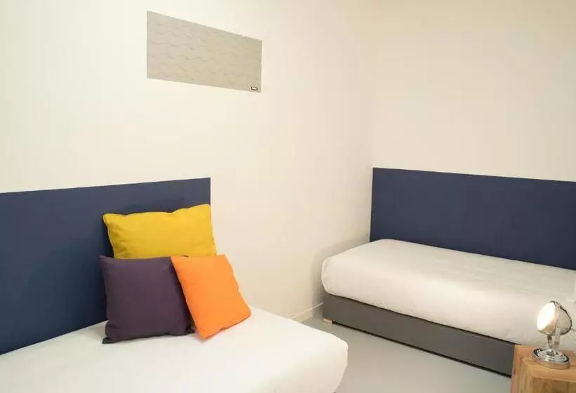 Hotelli Hôtel Le 23