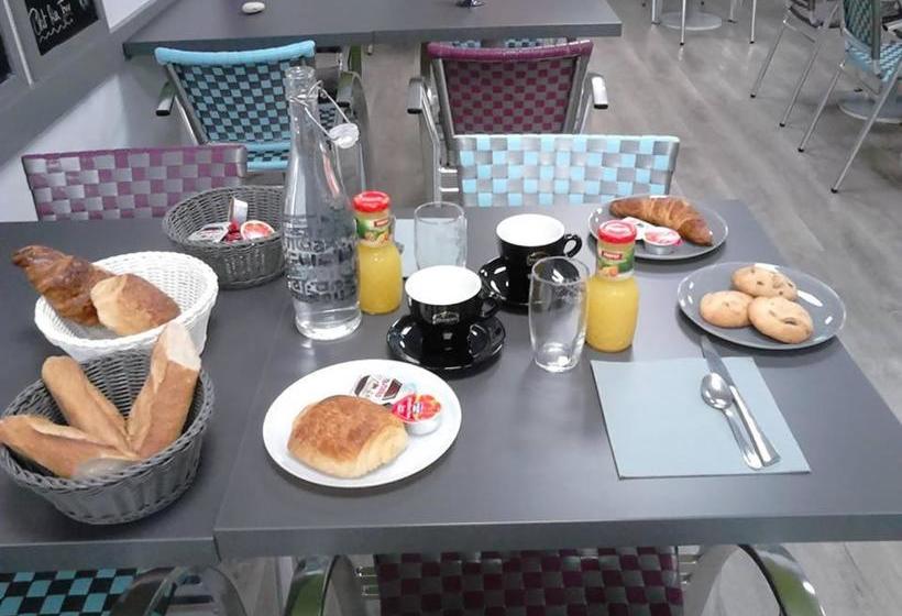 Отель L'envers Du Castille